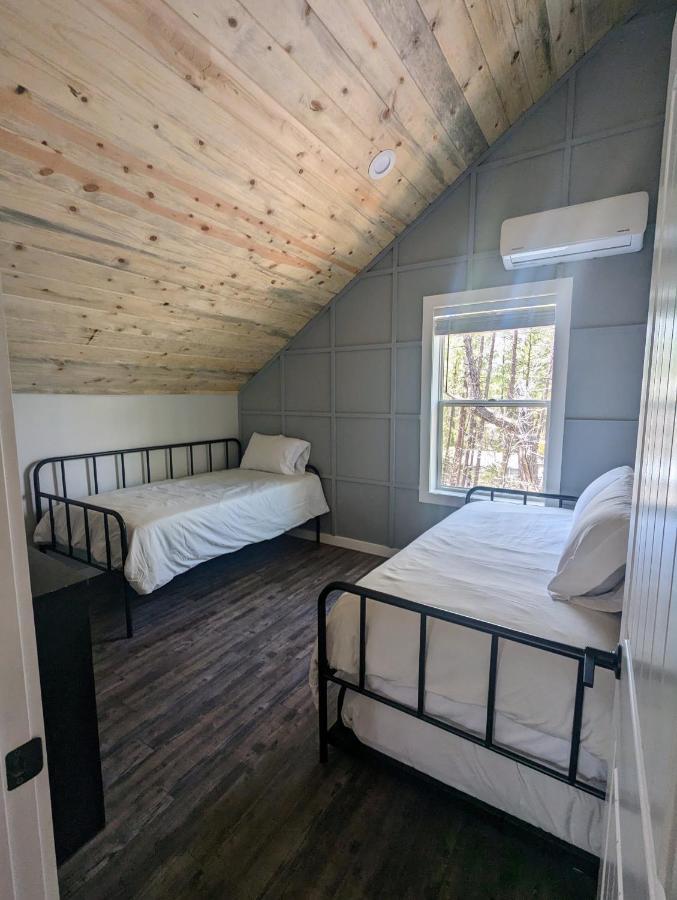 Hillside Hangout 3Bd/2Ba, Elevated Deck Sunsets 派托普湖畔 外观 照片
